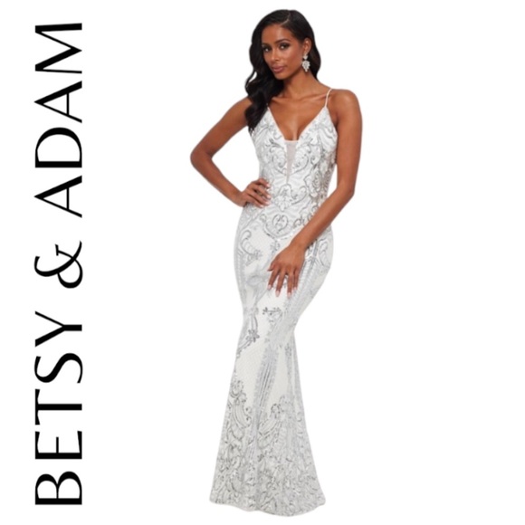 BETSY ADAM Long Sequin V Neck Mesh Insert Gown, Ivory